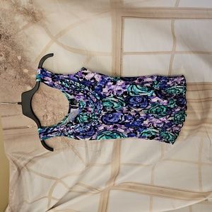 Slaveless tank top sz small